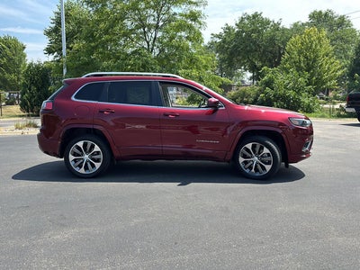 2019 Jeep Cherokee Overland