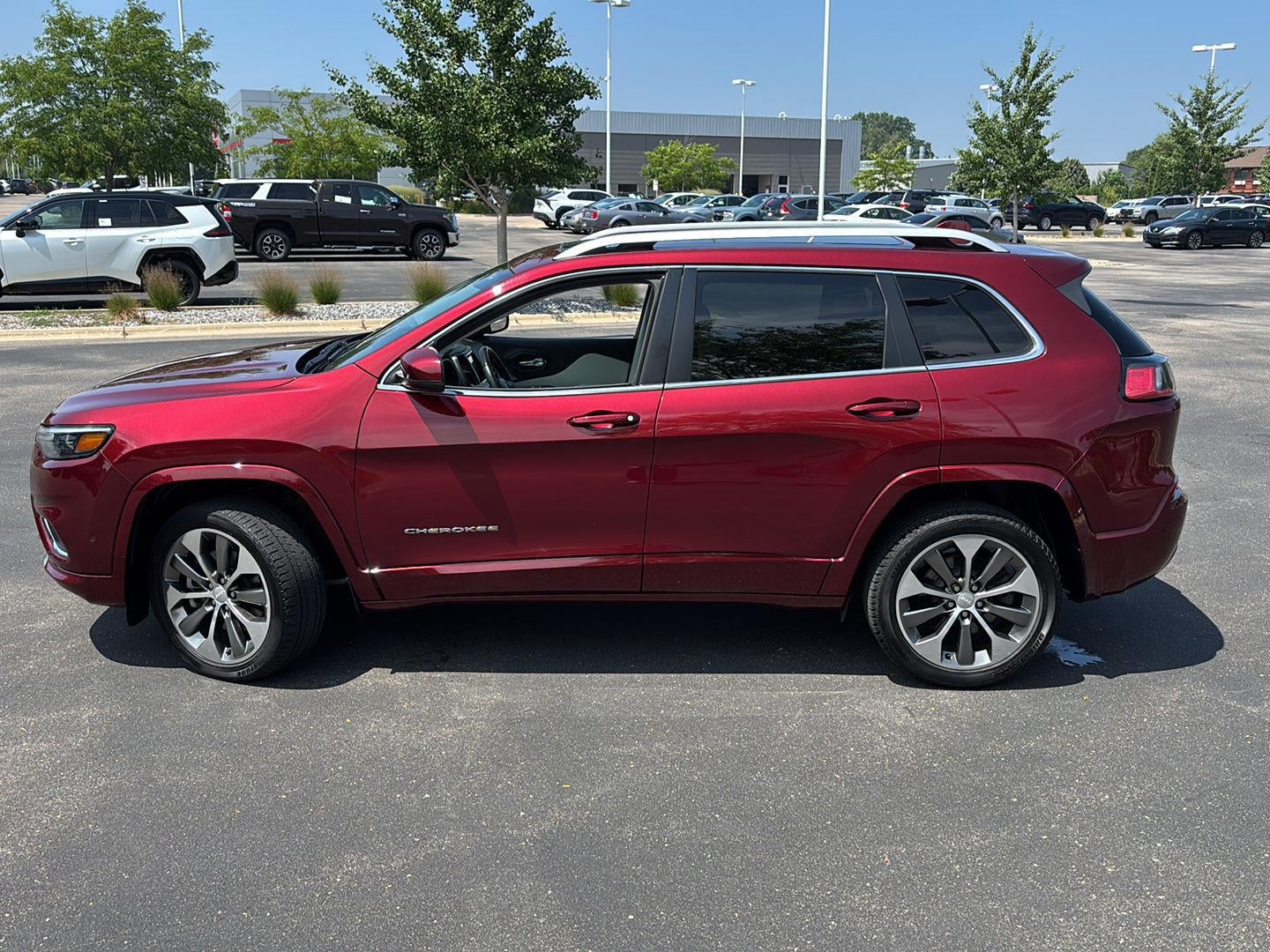 2019 Jeep Cherokee Overland
