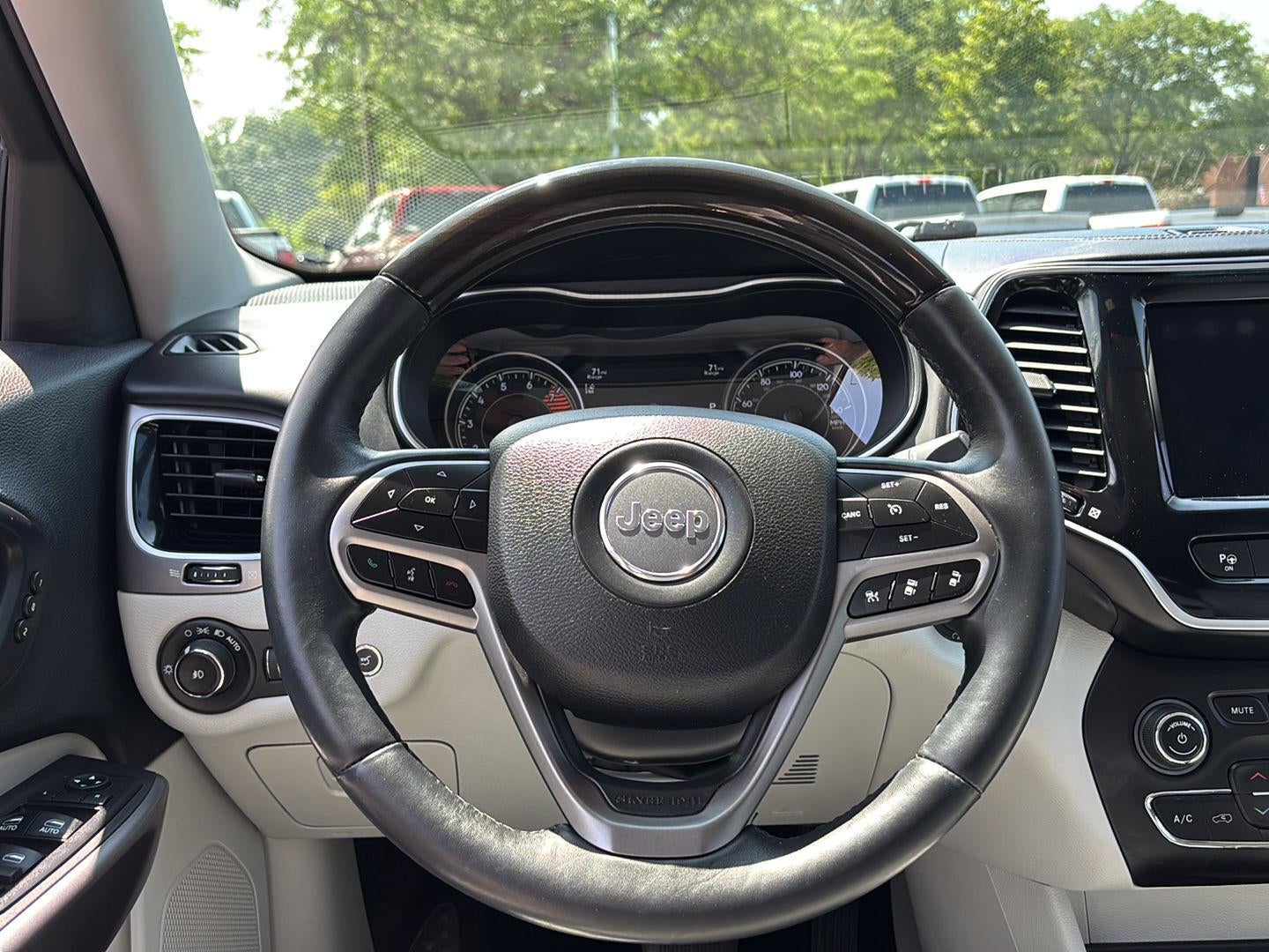 2019 Jeep Cherokee Overland