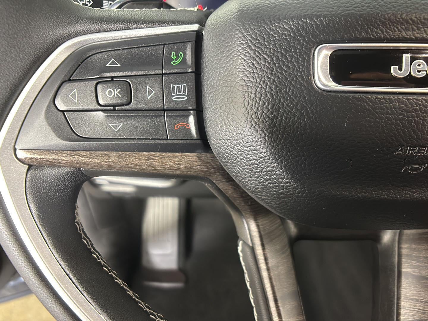 2026 Jeep Grand Cherokee Laredo Altitude