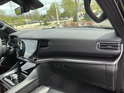 2024 Jeep Wagoneer L BASE