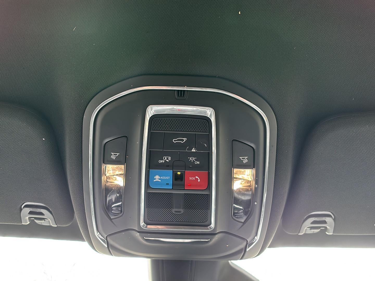 2024 Jeep Wagoneer L BASE