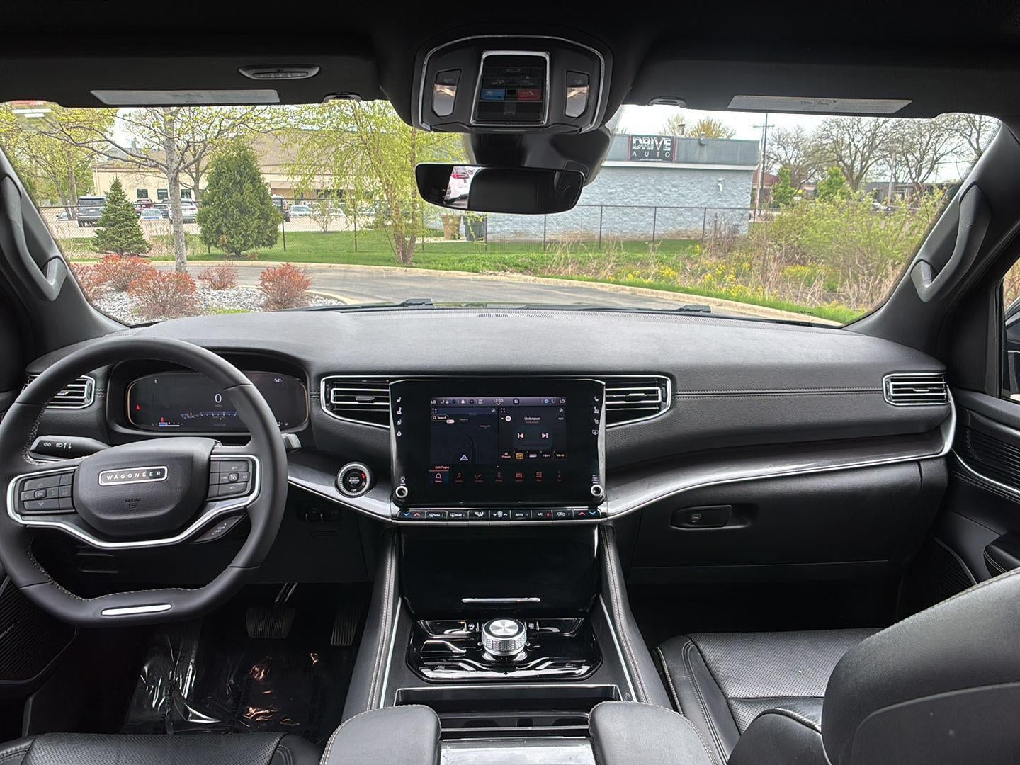 2024 Jeep Wagoneer L BASE