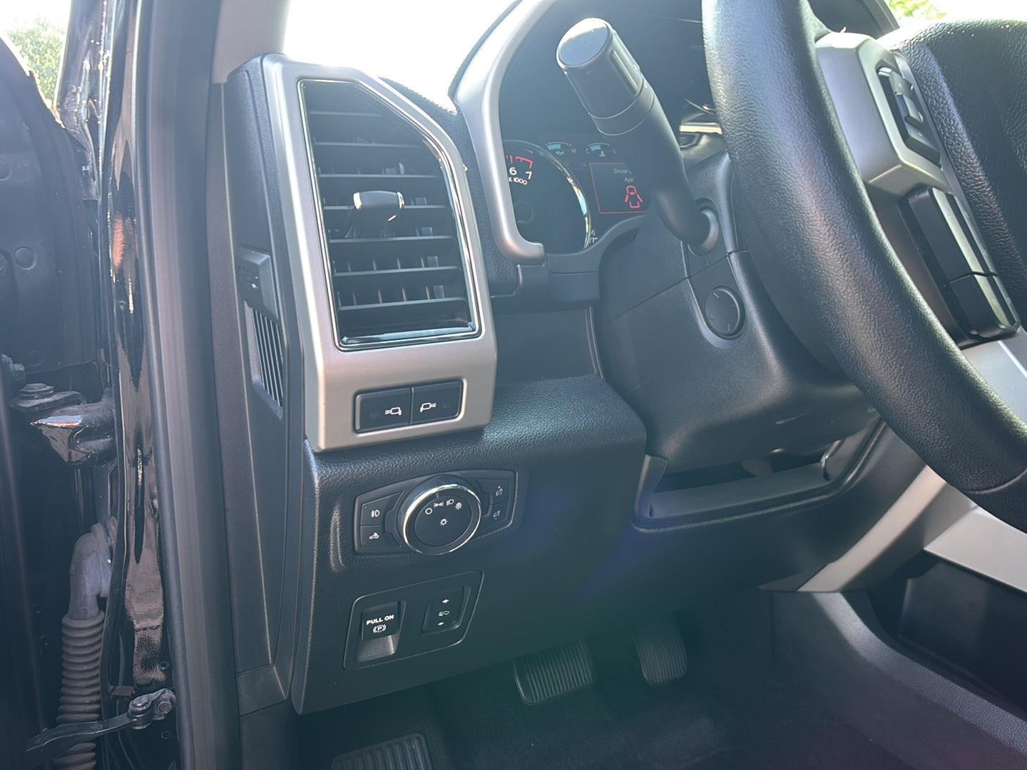 2018 Ford F-150 Base