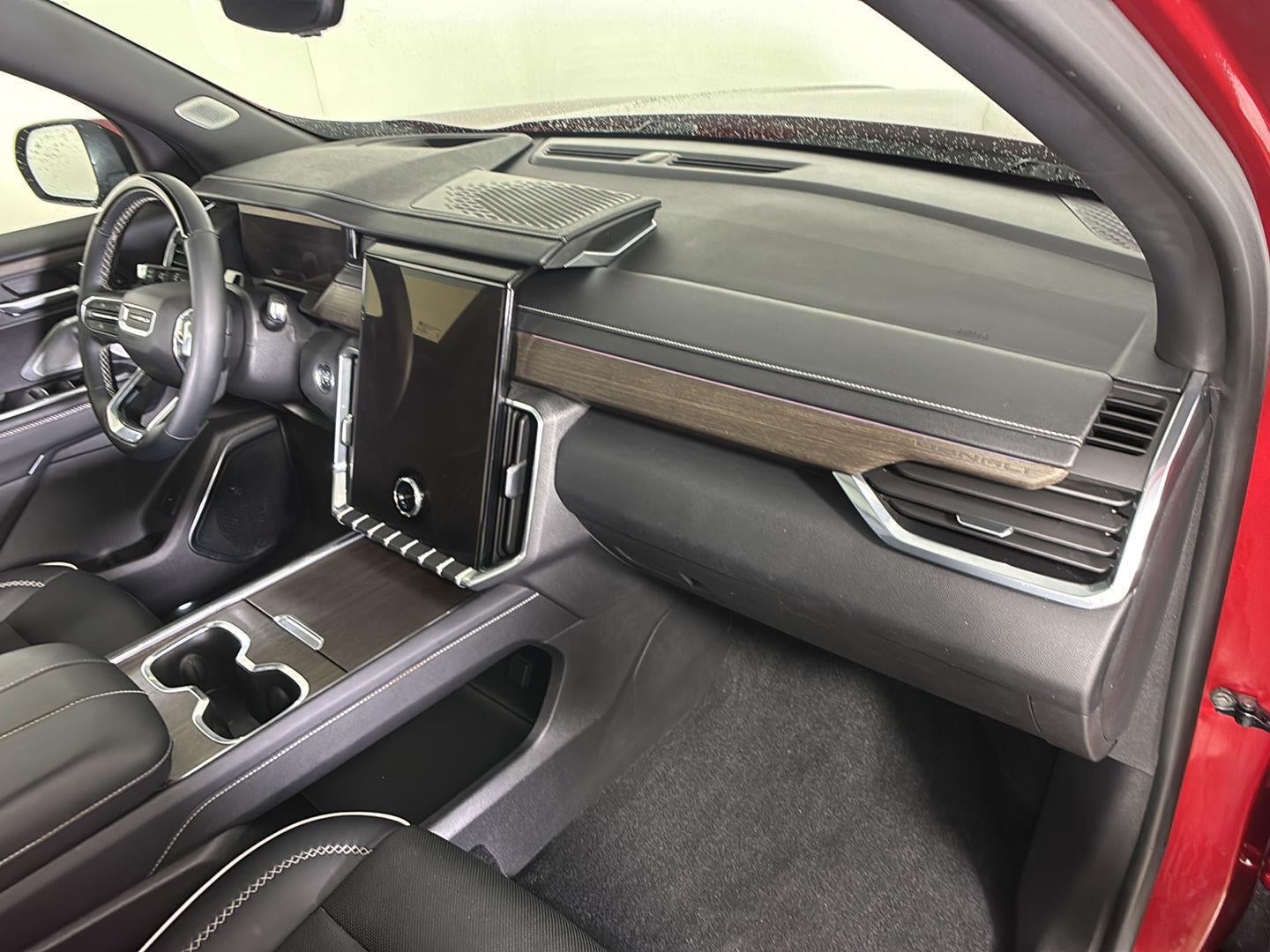 2025 GMC Acadia AWD Denali