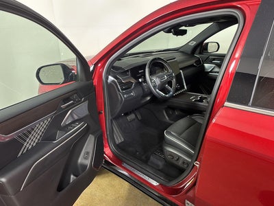 2025 GMC Acadia AWD Denali