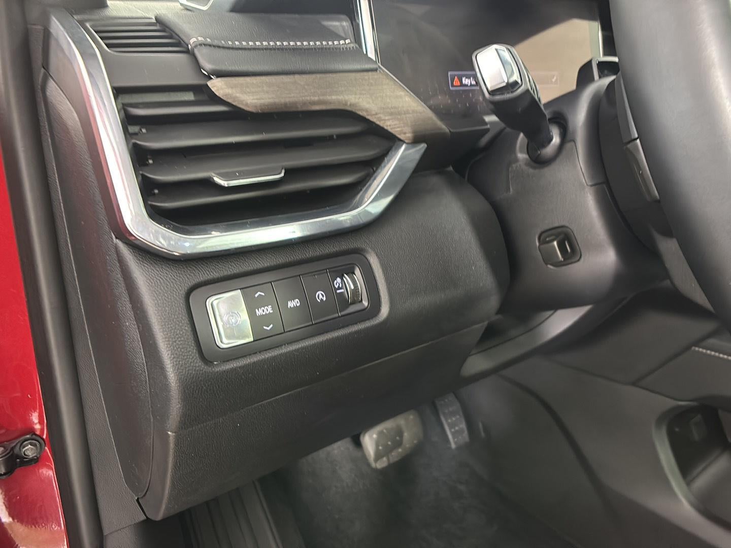 2025 GMC Acadia AWD Denali