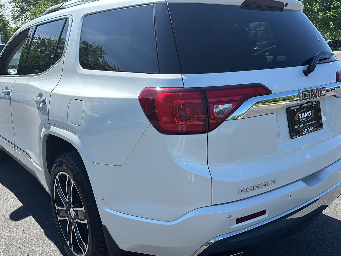2017 GMC Acadia Denali