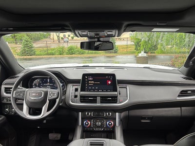 2023 GMC Yukon SLT