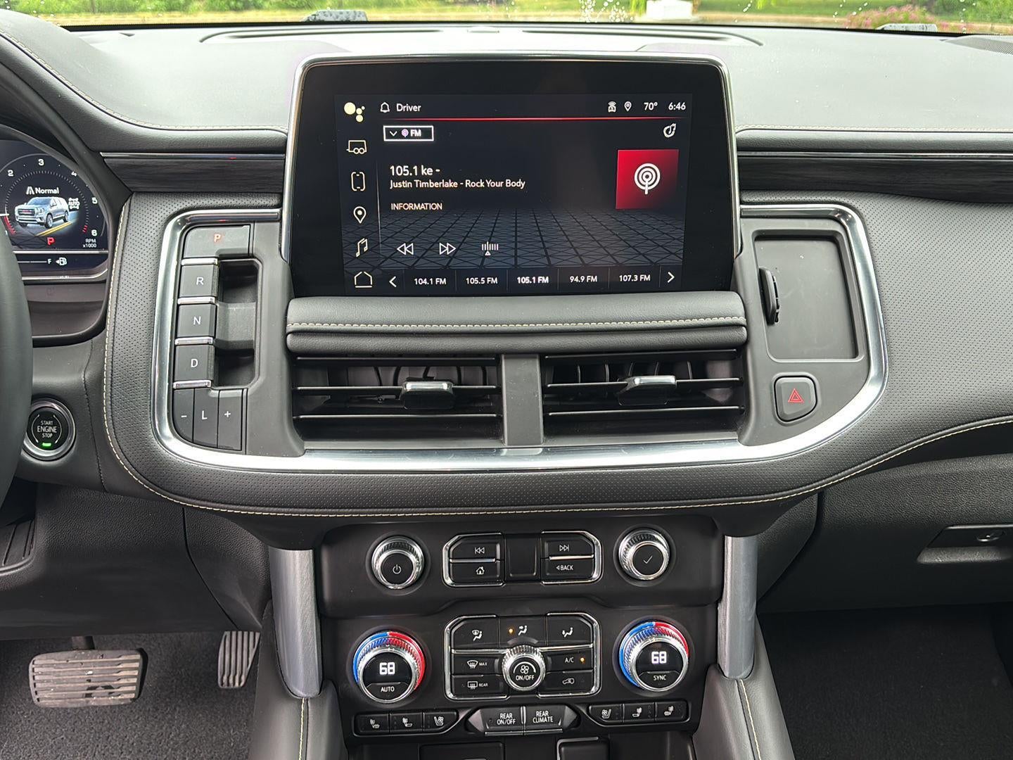 2023 GMC Yukon SLT