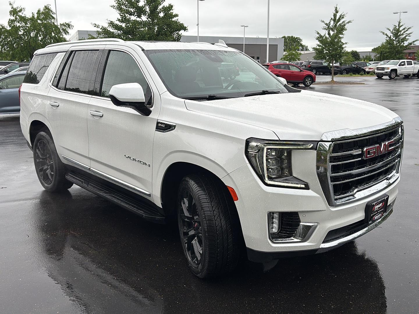 2023 GMC Yukon SLT