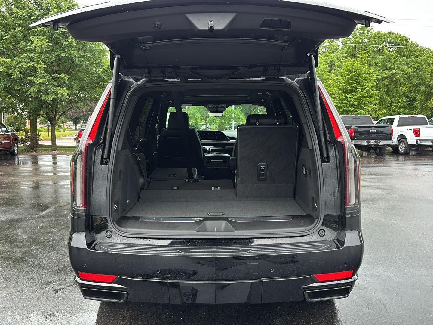 2024 Cadillac Escalade 4WD Sport