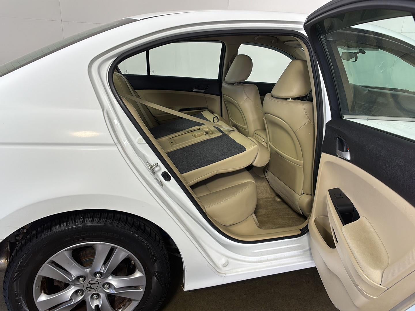 2012 Honda Accord Sdn SE