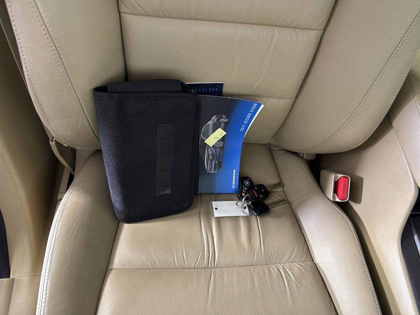 2012 Honda Accord Sdn SE