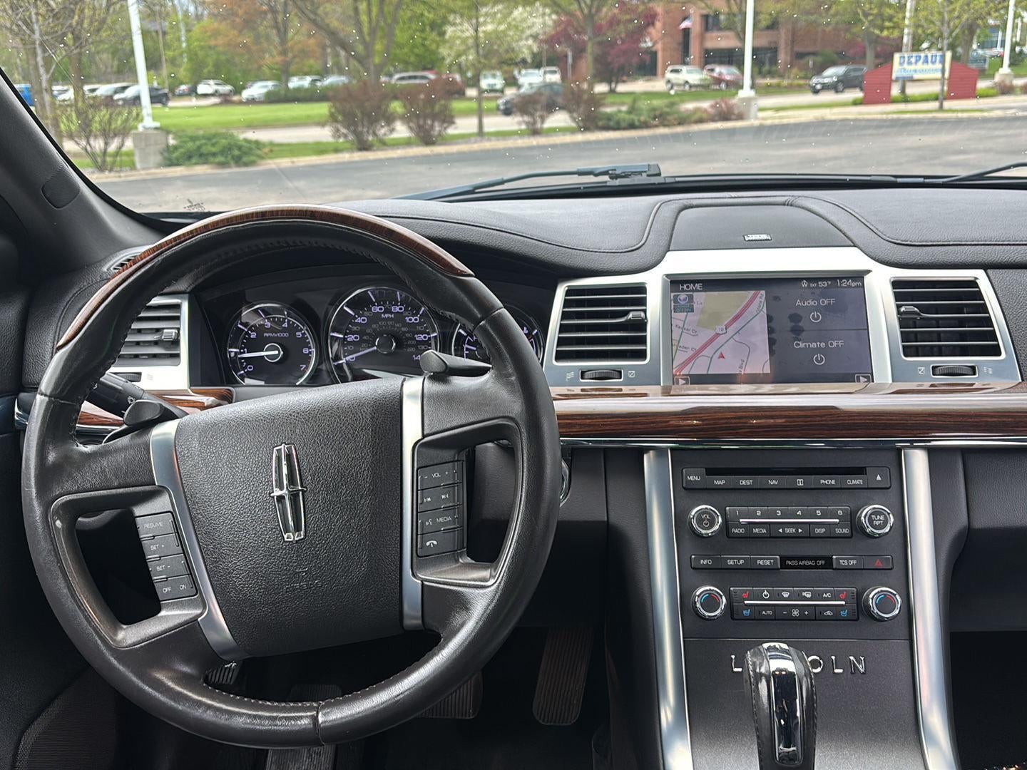 2011 Lincoln MKS 4dr Sdn 3.7L AWD