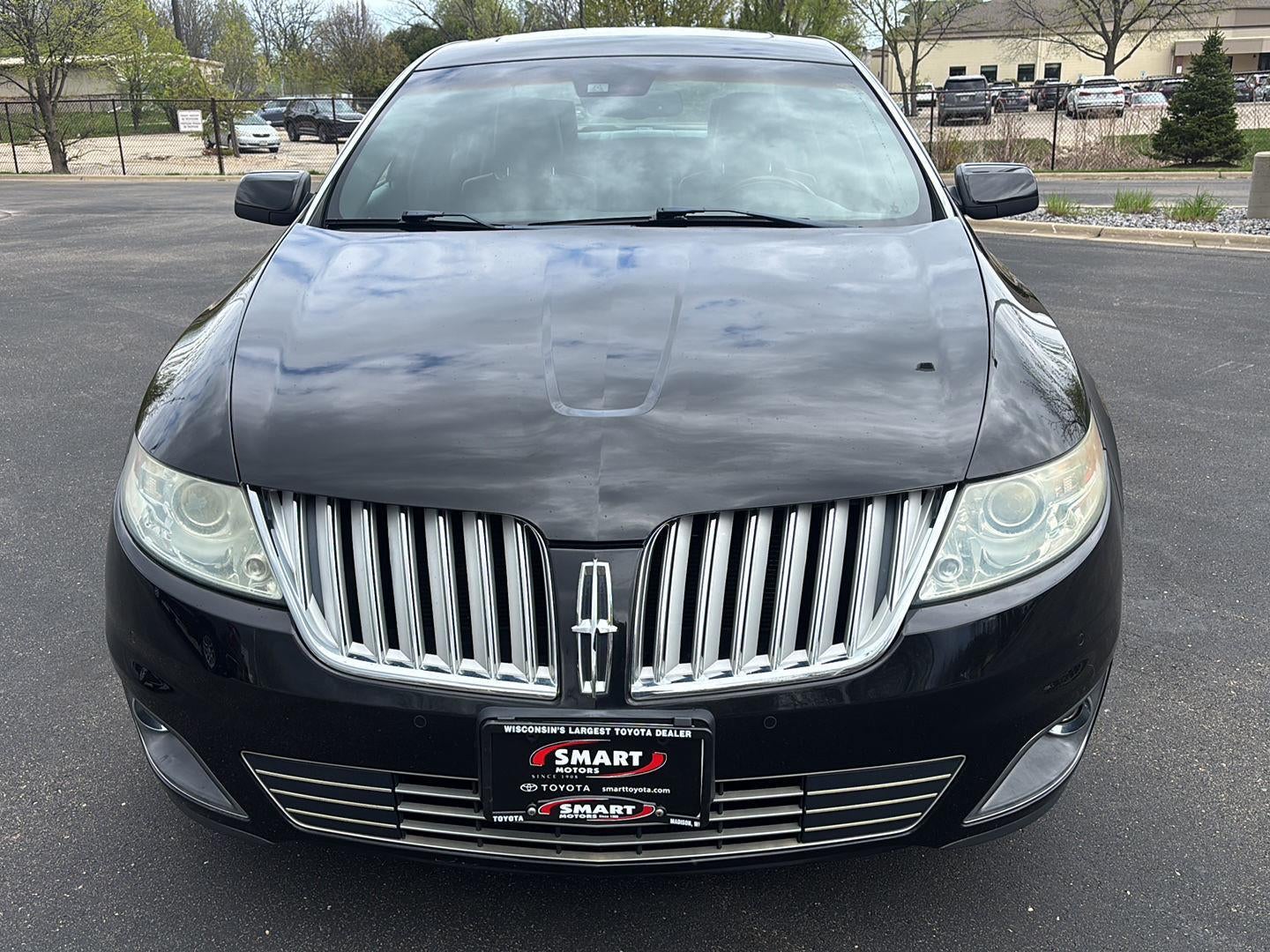 2011 Lincoln MKS 4dr Sdn 3.7L AWD