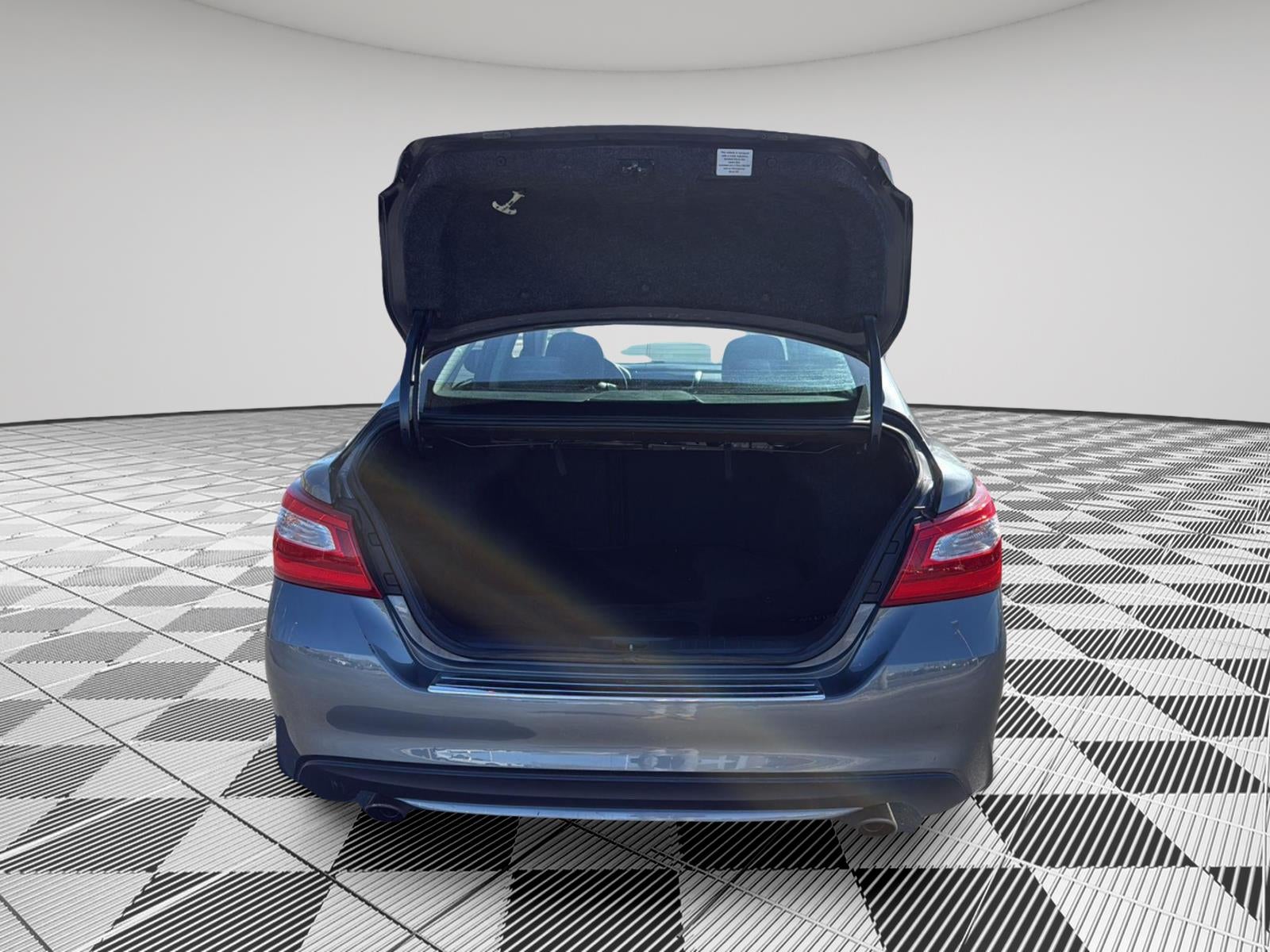 2016 Nissan Altima 2.5 SV