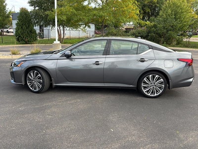 2023 Nissan Altima 2.5 SL