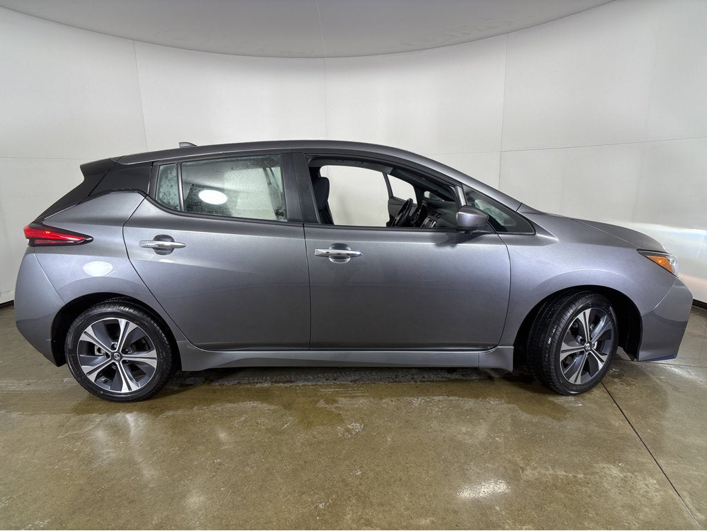 2022 Nissan LEAF SV PLUS