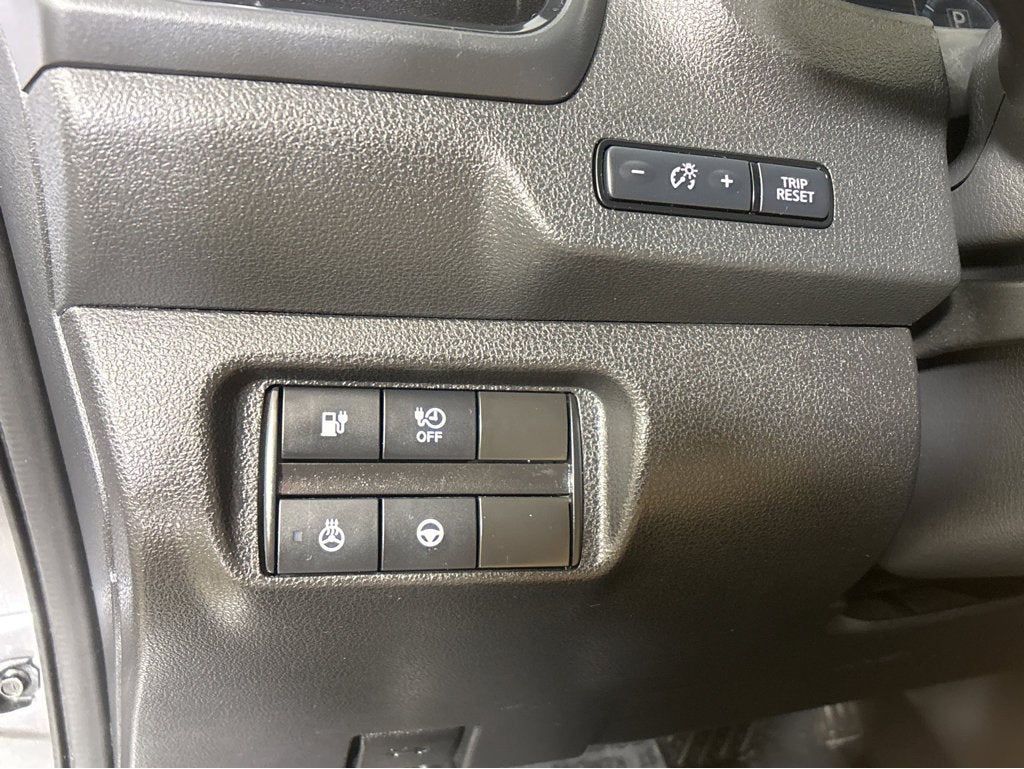 2022 Nissan LEAF SV PLUS