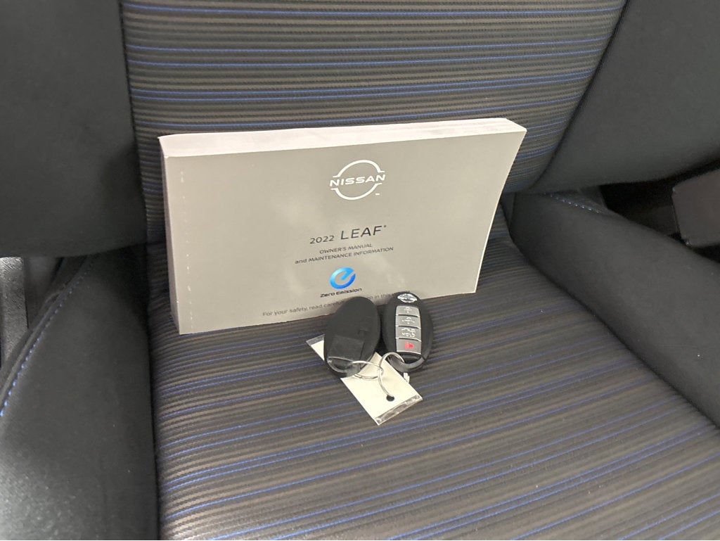 2022 Nissan LEAF SV PLUS