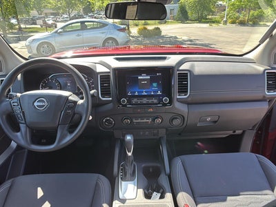 2022 Nissan Frontier SV