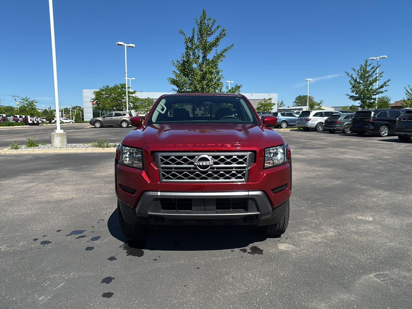 2022 Nissan Frontier SV
