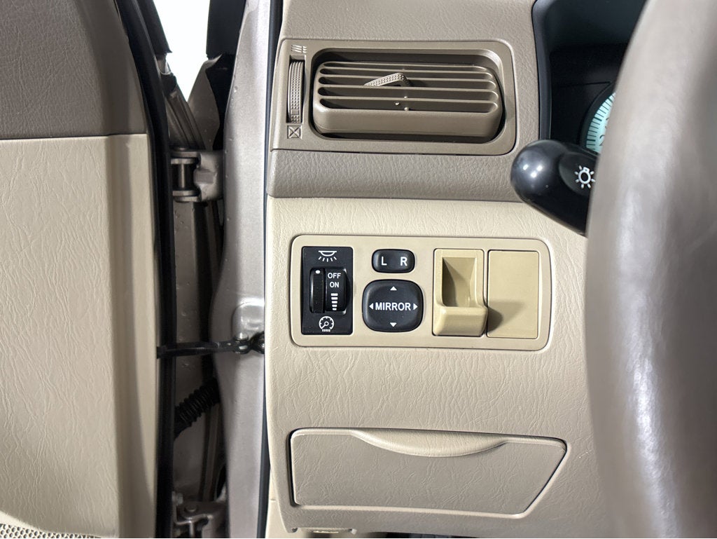 2003 Toyota Corolla LE