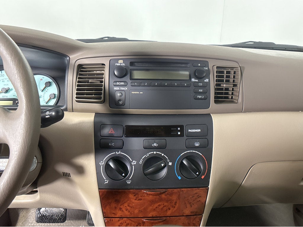 2003 Toyota Corolla LE