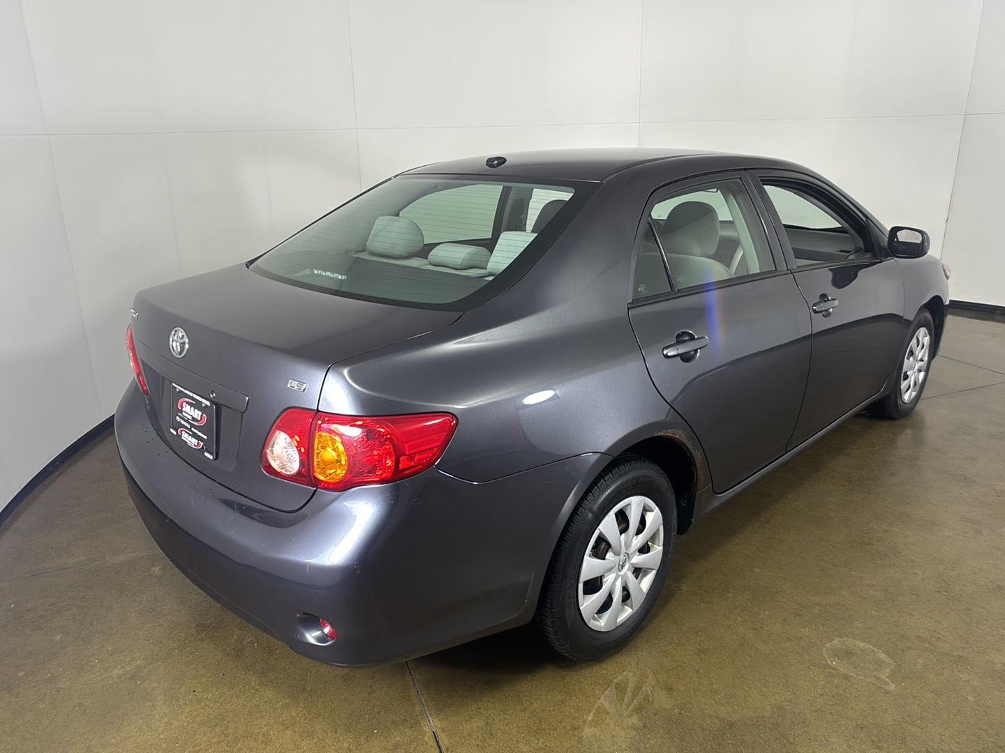 2009 Toyota Corolla 4dr Sdn Man (Natl)