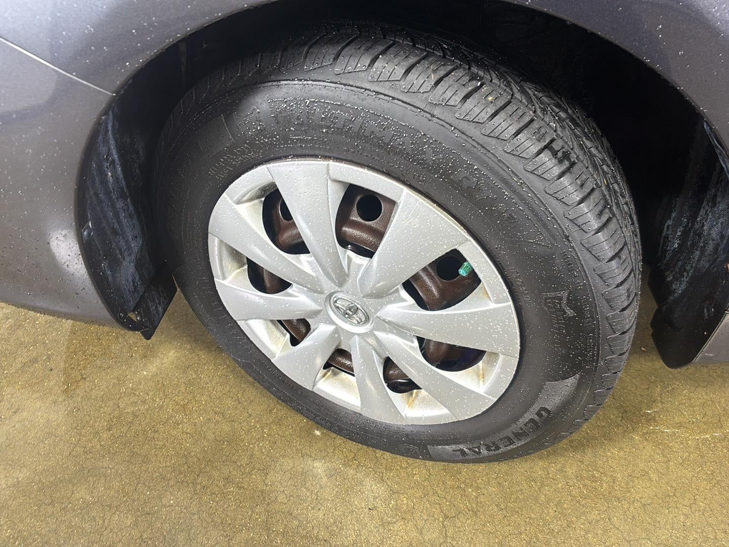 2009 Toyota Corolla 4dr Sdn Man (Natl)
