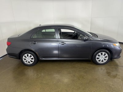 2009 Toyota Corolla 4dr Sdn Man (Natl)