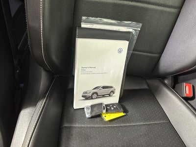 2021 Volkswagen Atlas 3.6L V6 SE w/Technology
