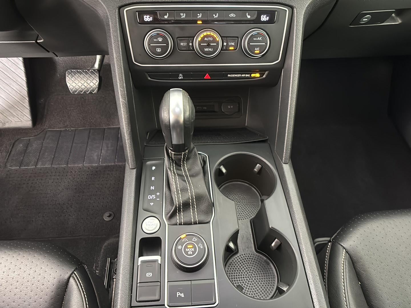2021 Volkswagen Atlas 3.6L V6 SE w/Technology