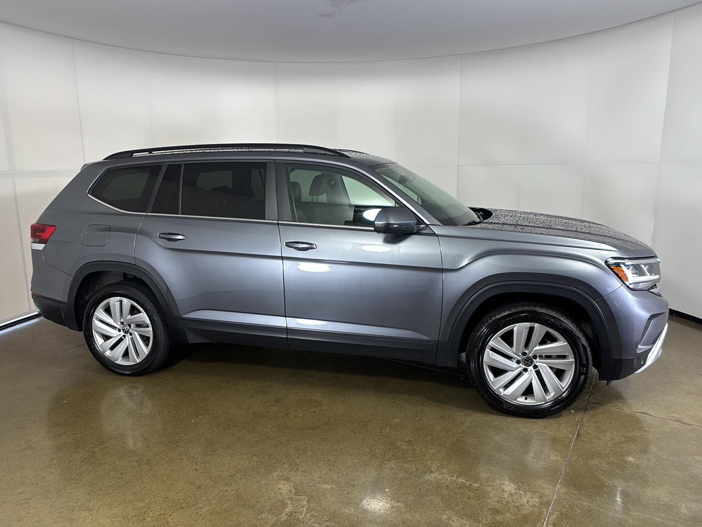 2021 Volkswagen Atlas 3.6L V6 SE w/Technology