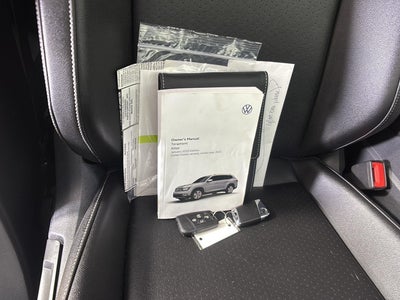 2021 Volkswagen Atlas 3.6L V6 SE w/Technology R-Line