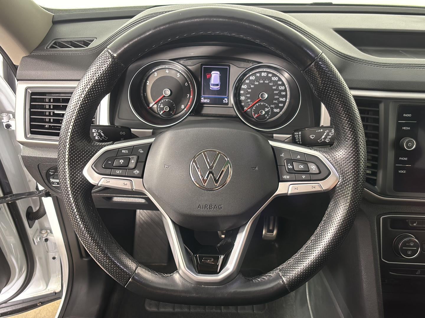 2021 Volkswagen Atlas 3.6L V6 SE w/Technology R-Line