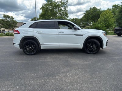 2023 Volkswagen Atlas Cross Sport 3.6L V6 SEL R-Line Black
