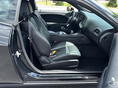 2015 Dodge Challenger SXT Plus