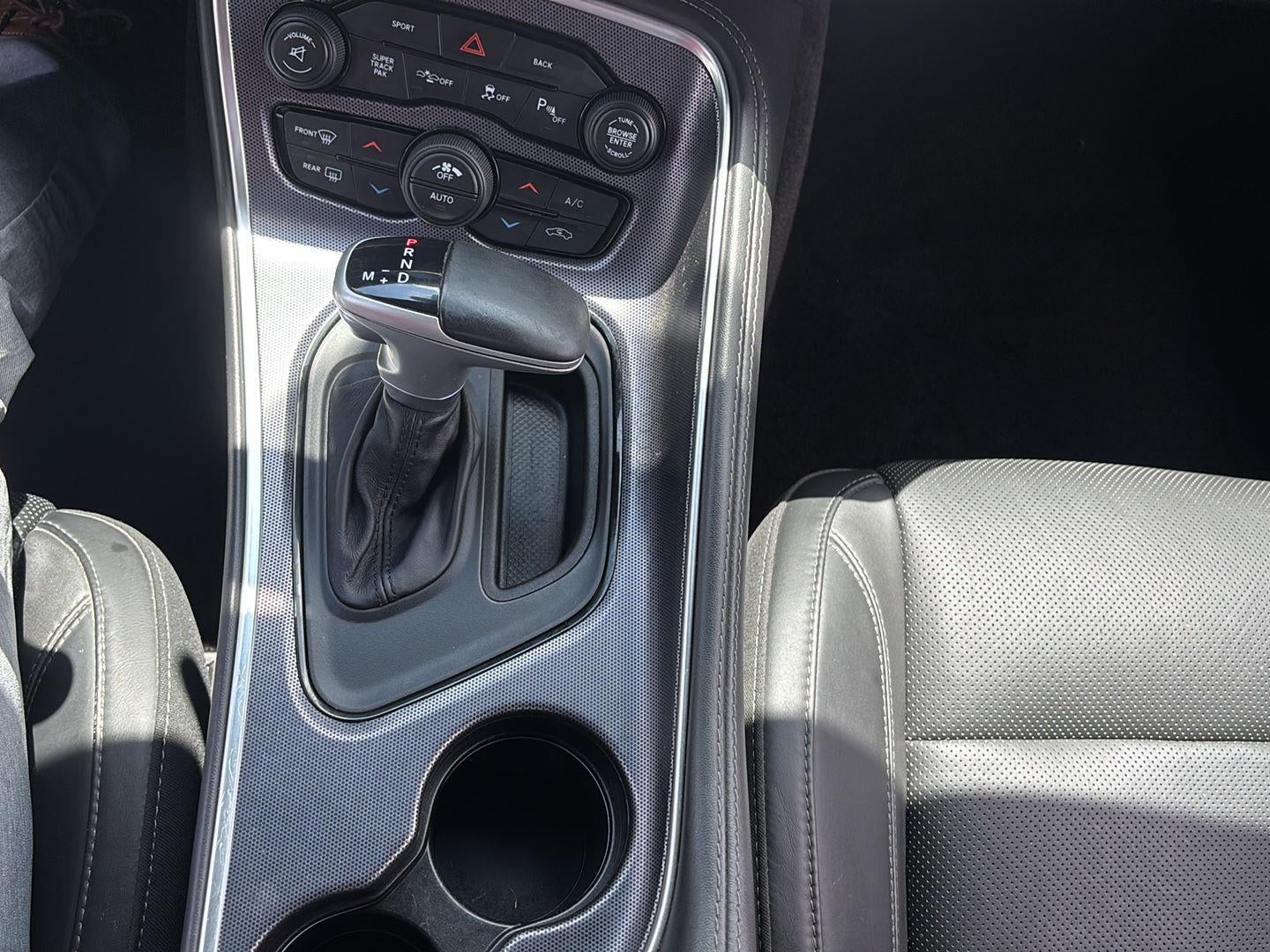 2015 Dodge Challenger SXT Plus