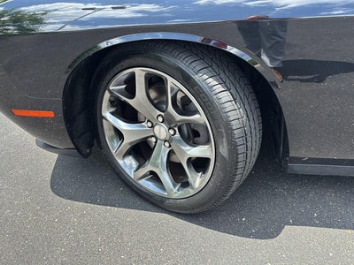 2015 Dodge Challenger SXT Plus