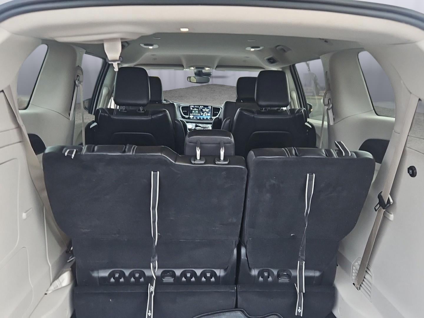 2023 Chrysler Pacifica Hybrid Touring L