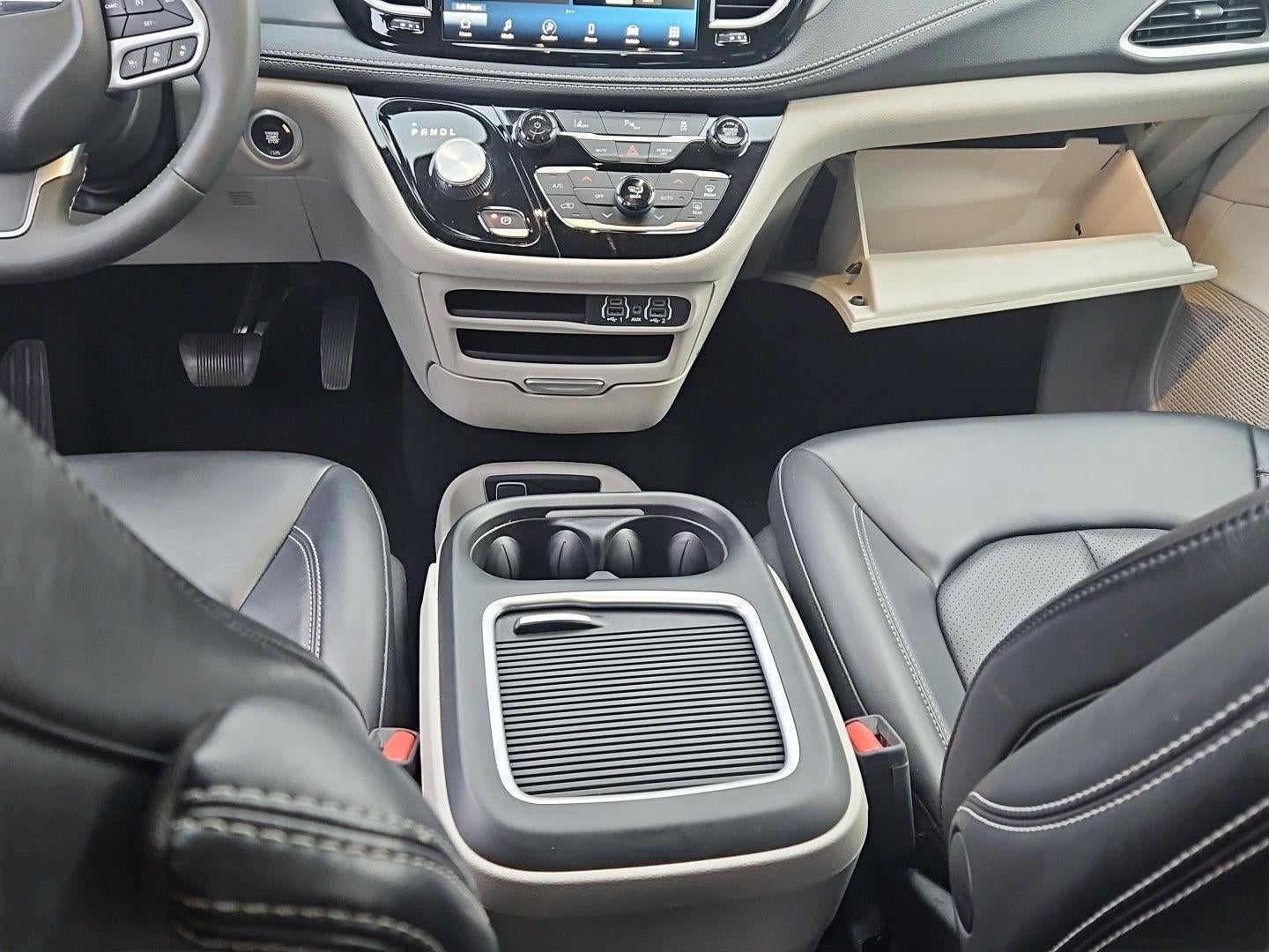 2023 Chrysler Pacifica Hybrid Touring L