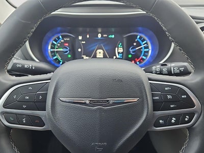 2023 Chrysler Pacifica Hybrid Touring L