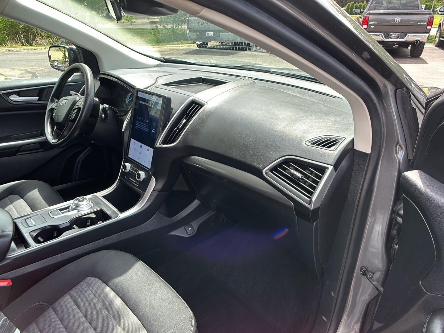 2023 Ford Edge SE