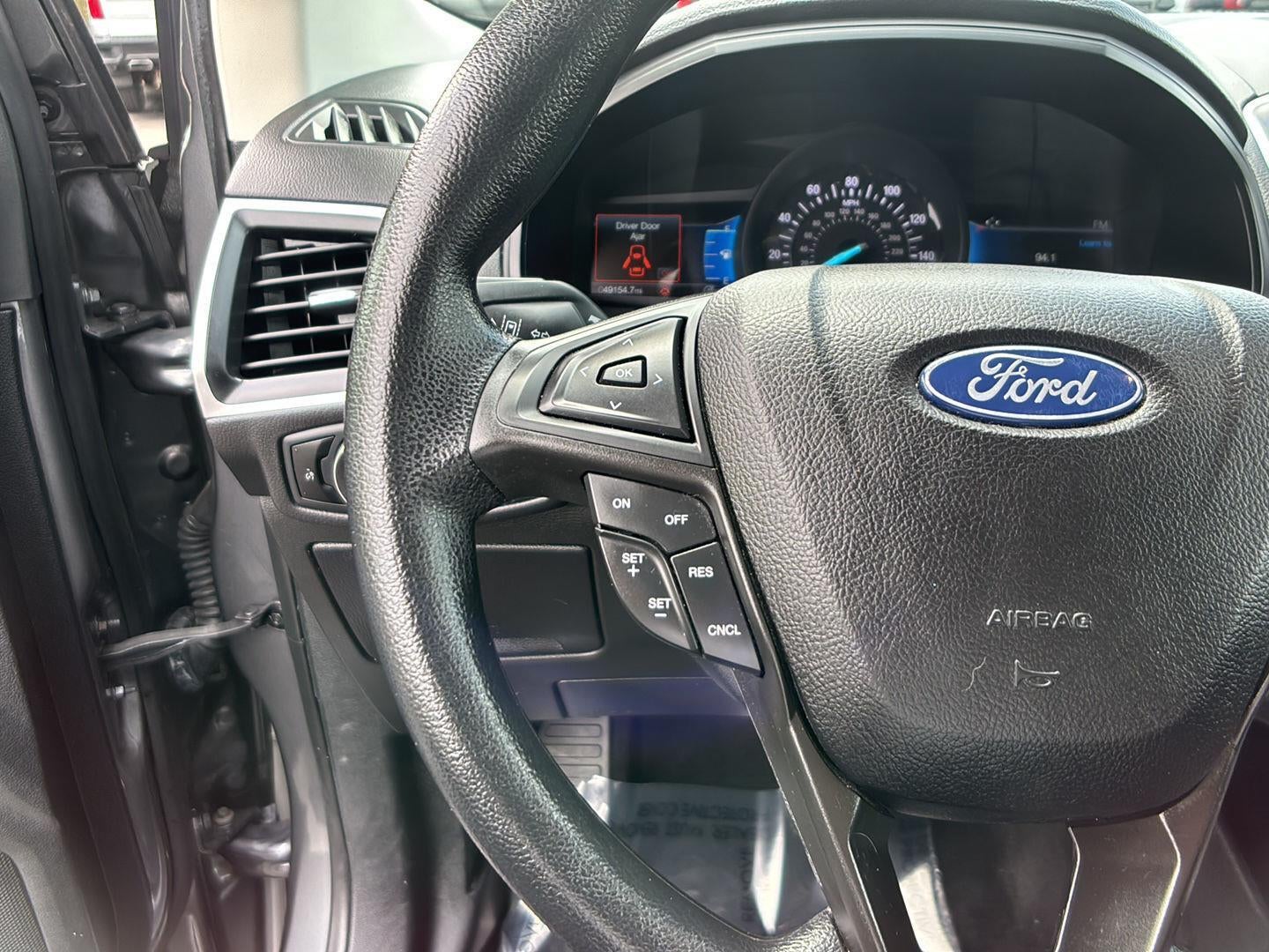 2023 Ford Edge SE