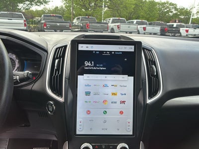 2023 Ford Edge SE