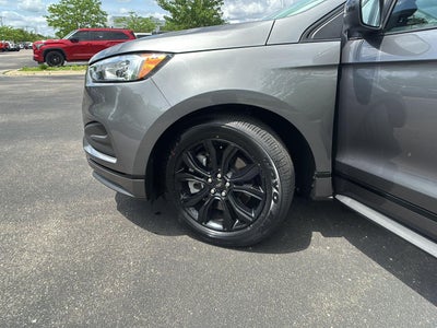 2023 Ford Edge SE