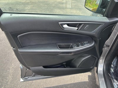 2023 Ford Edge SE