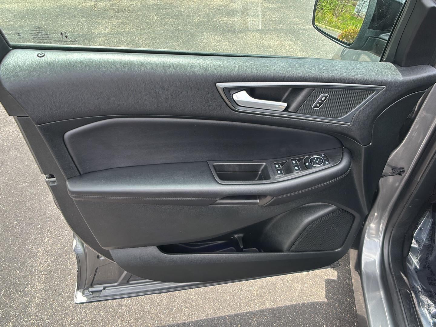2023 Ford Edge SE